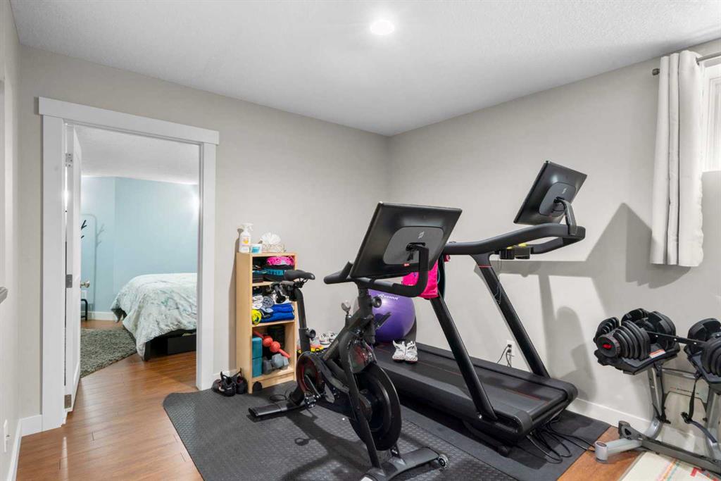 Picture for 2581 Coopers Circle SW https://www.cirrealty.ca/reb/creb/36/A2266136_41.jpg