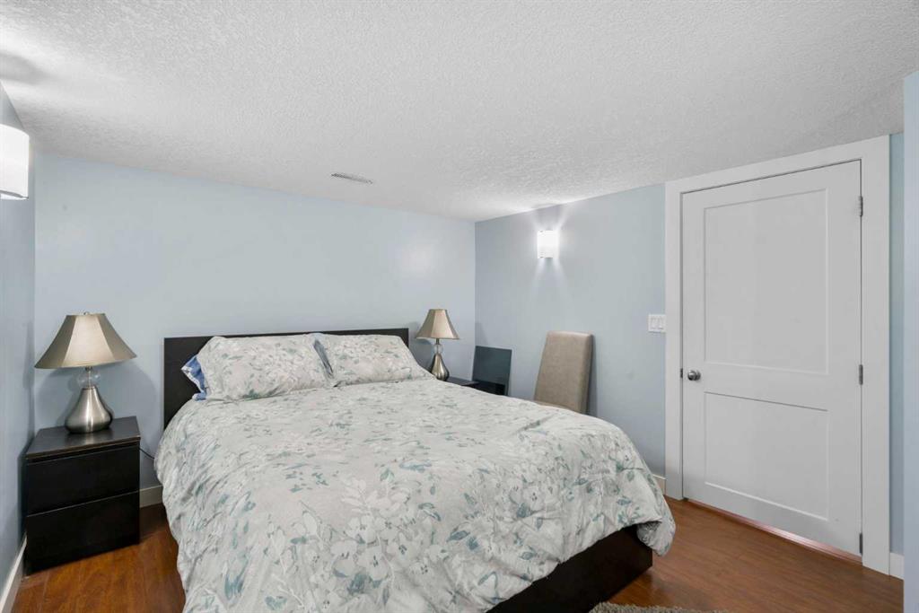 Picture for 2581 Coopers Circle SW https://www.cirrealty.ca/reb/creb/36/A2266136_43.jpg