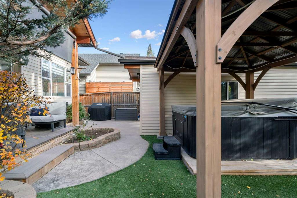 Picture for 2581 Coopers Circle SW https://www.cirrealty.ca/reb/creb/36/A2266136_47.jpg