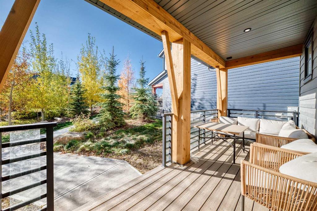 Picture for 26 Treeline Common SW https://www.cirrealty.ca/reb/creb/36/A2266336_47.jpg