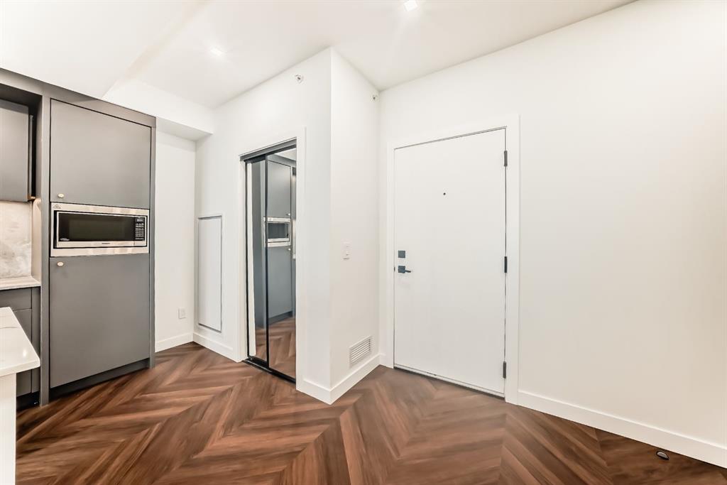 Picture for 410, 8505 Broadcast Avenue SW