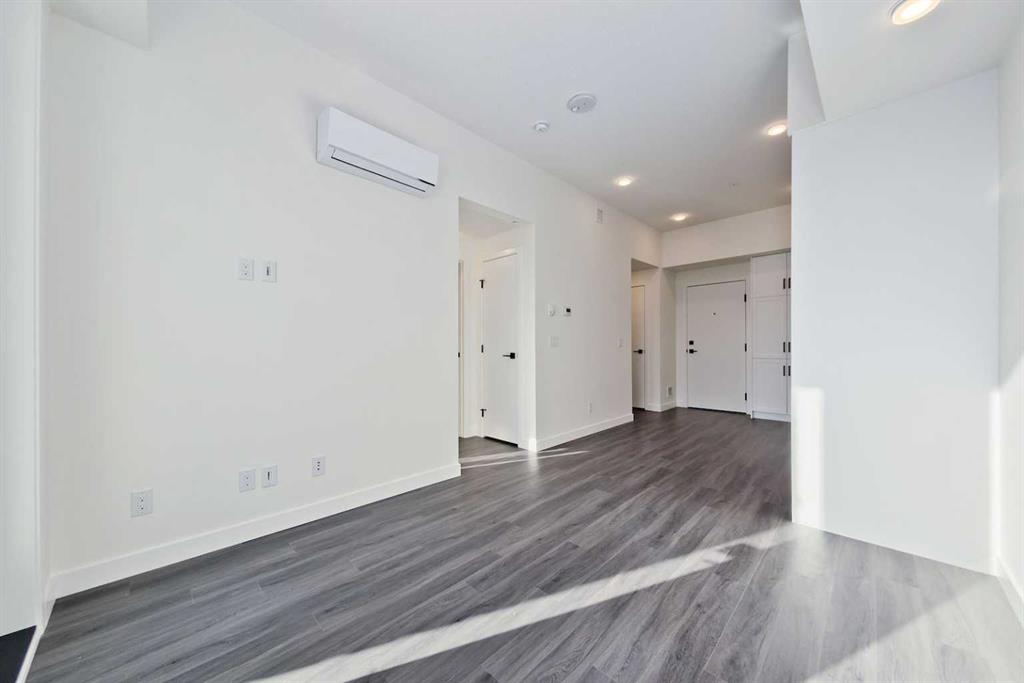 Picture for 619, 4138 University Avenue NW