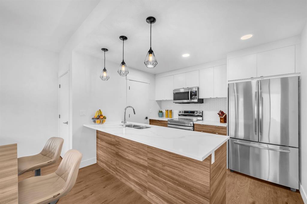 Picture for 609, 10060 46 Street NE