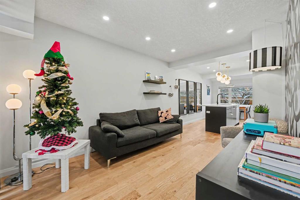 Picture for 835 18 Avenue NW