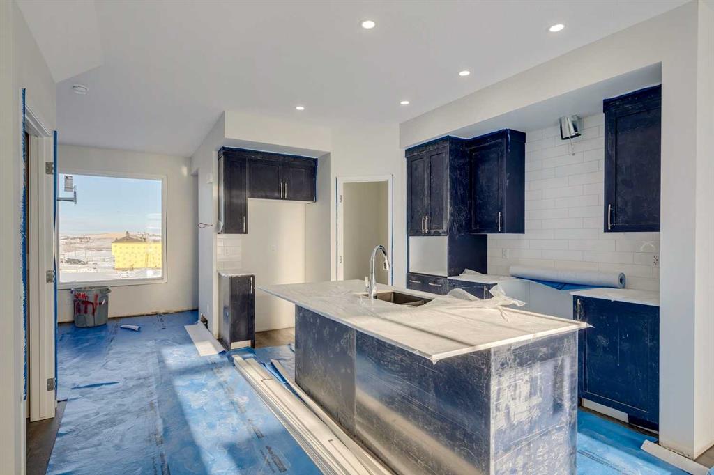 Picture for 174 Marmot Green NW