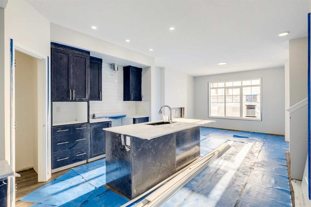 Picture for 174 Marmot Green NW