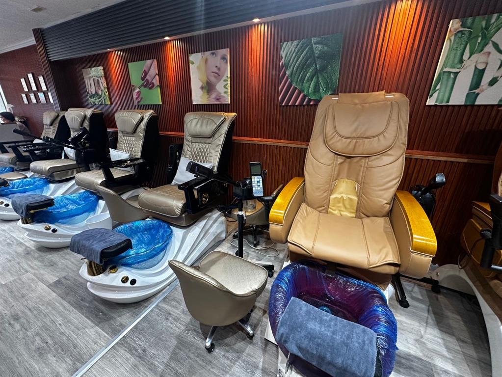 Picture for 5606 4 Street NW