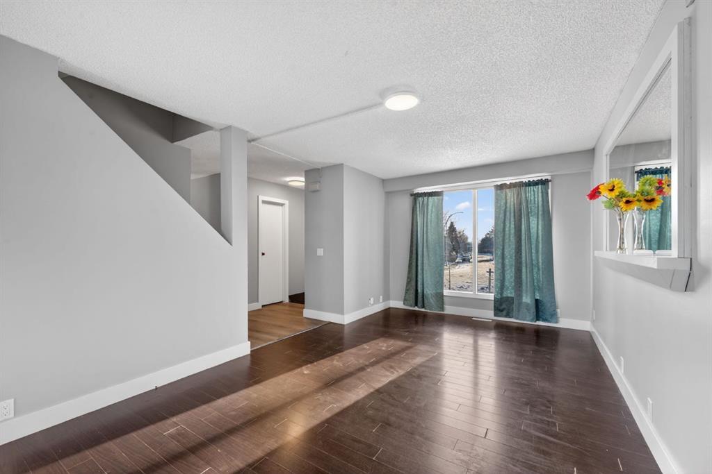 Picture for 36 Falton Court NE