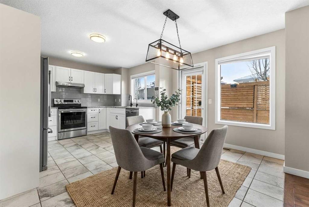 Picture for 161 Douglasbank Way SE