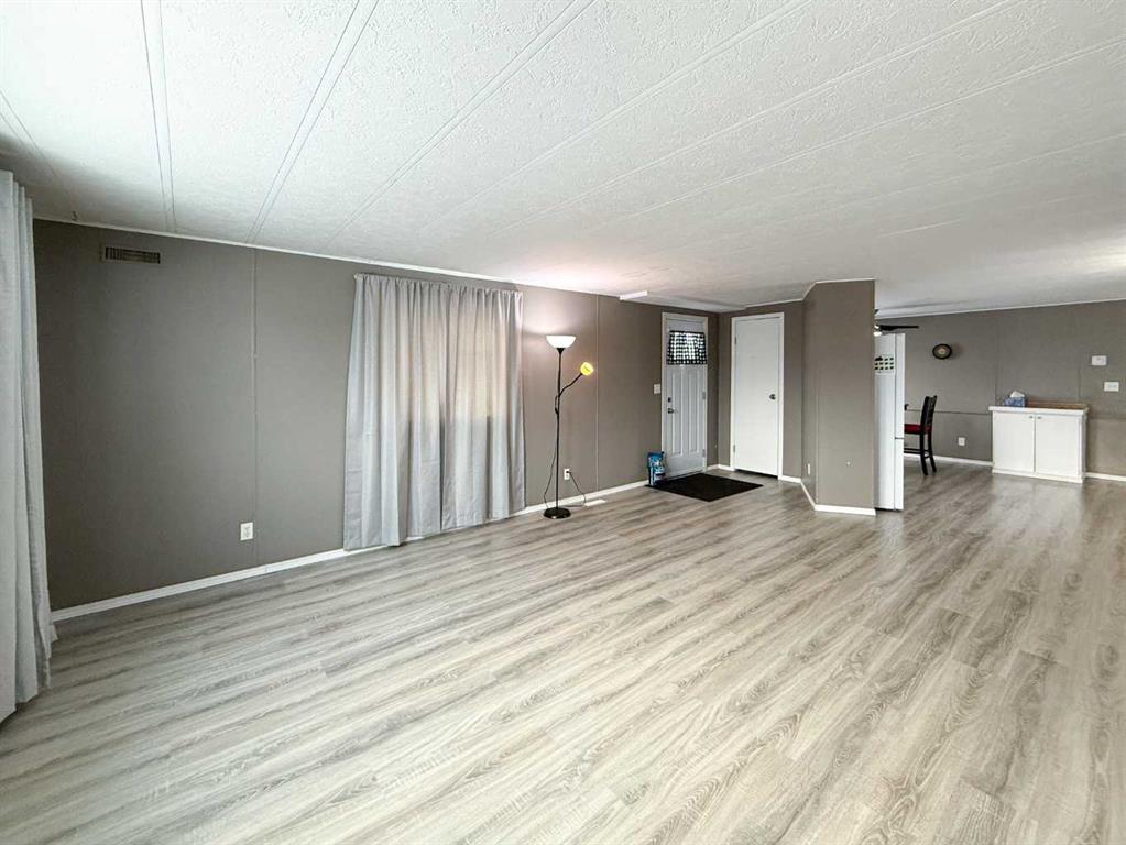 Picture for 31 5103 61 Avenue 