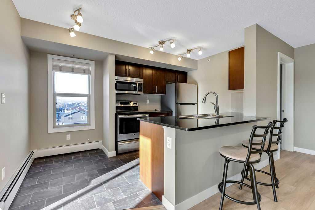 Picture for 7402, 403 Mackenzie Way SW