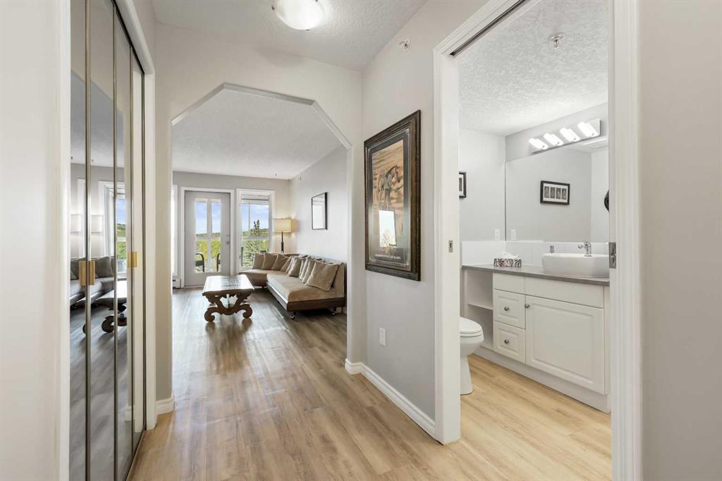 Picture for 404, 7239 Sierra Morena Boulevard SW