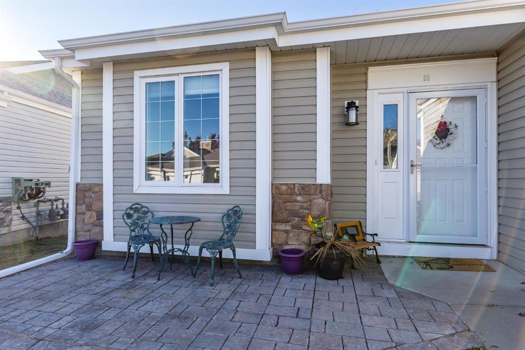 Picture for 321 De Foras Close NW