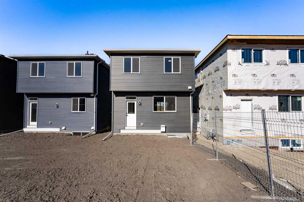 Picture for 78 Corner Glen Grove NE