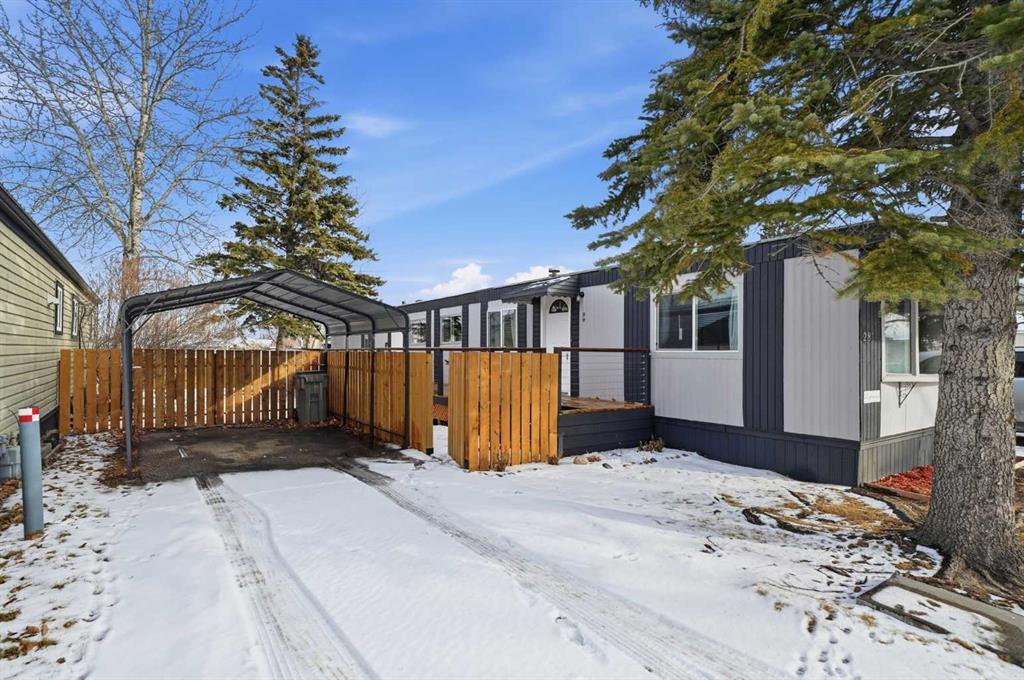 Picture for 281, 6220 17 Avenue SE