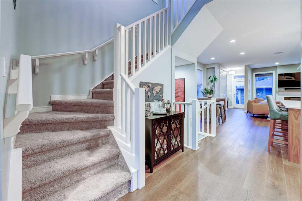 Picture for 2636 31 Street SW