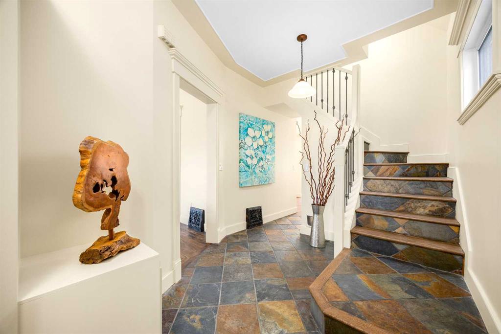 Picture for 1413 15 Street SE