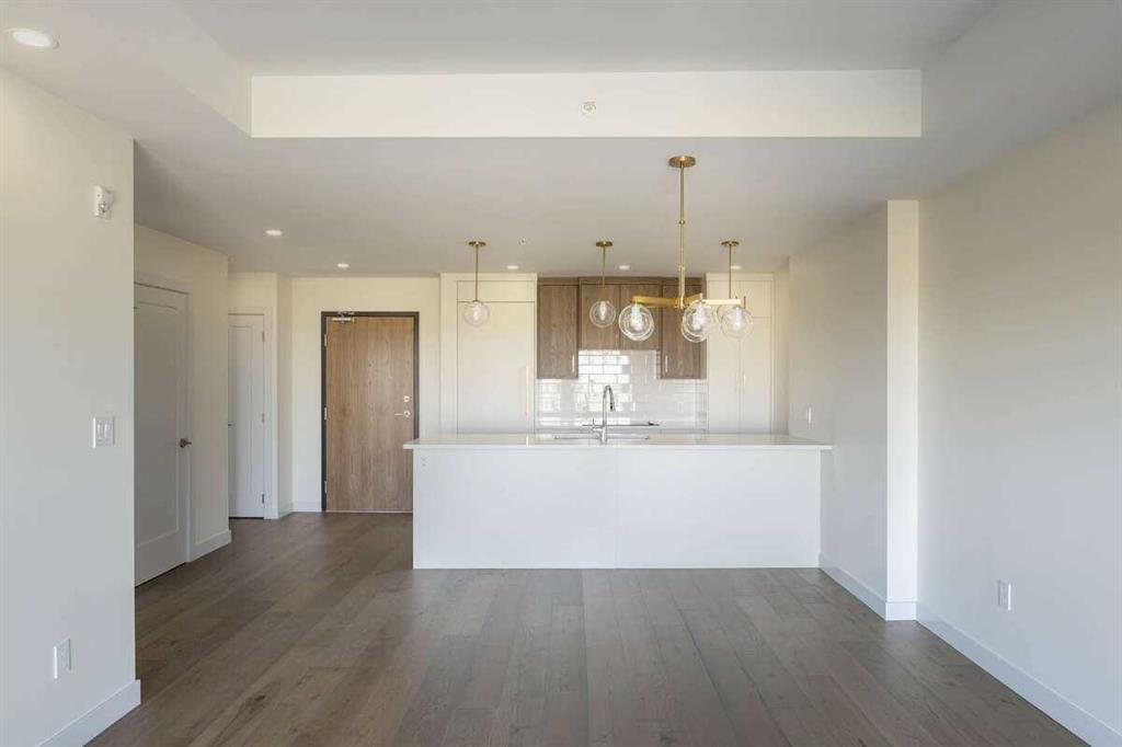 Picture for 529, 102 Scenic Drive N