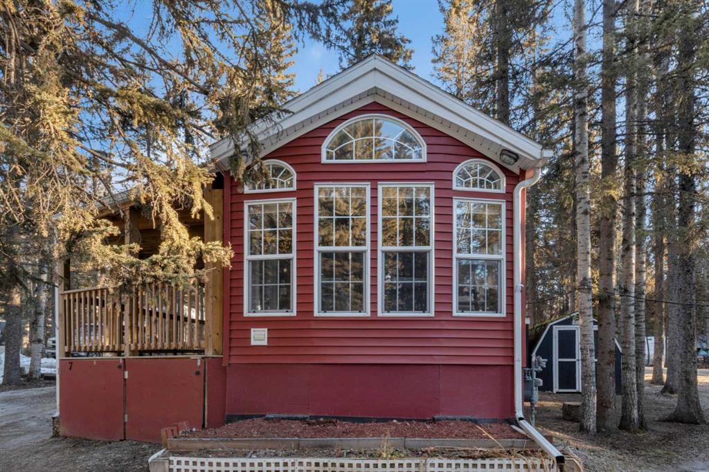 Picture for 7, 5227 Township Road 320  