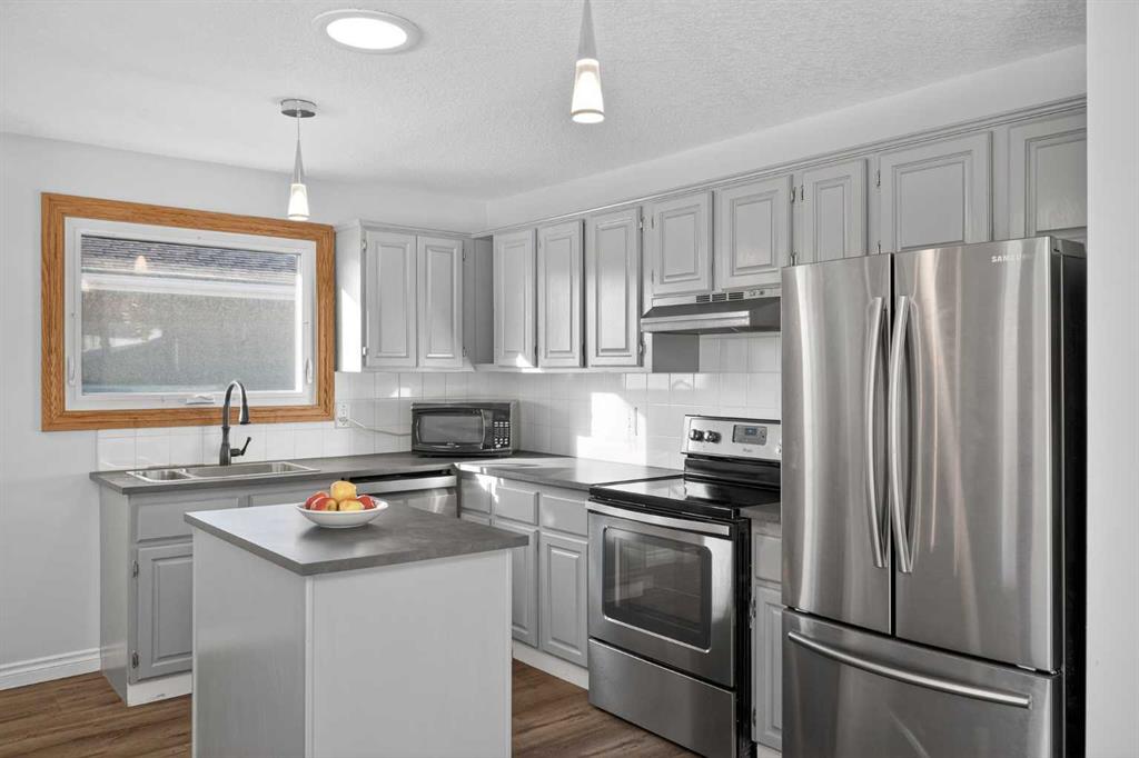 Picture for 9519 3 Street SE