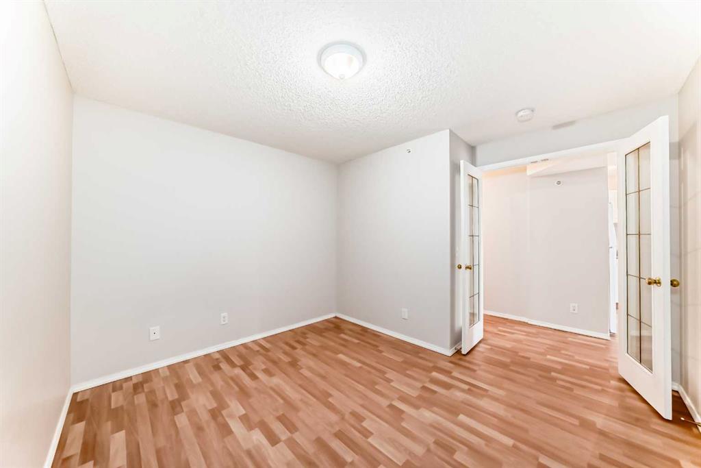 Picture for 1322, 2371 Eversyde Avenue SW