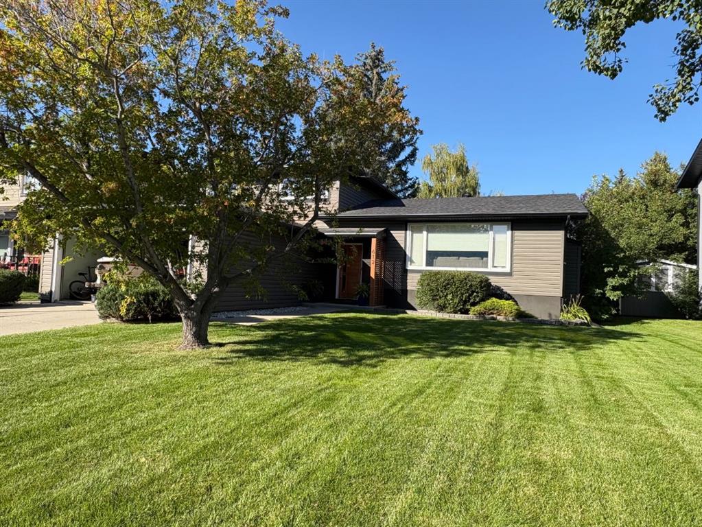 Picture for 612 Willoughby Crescent SE