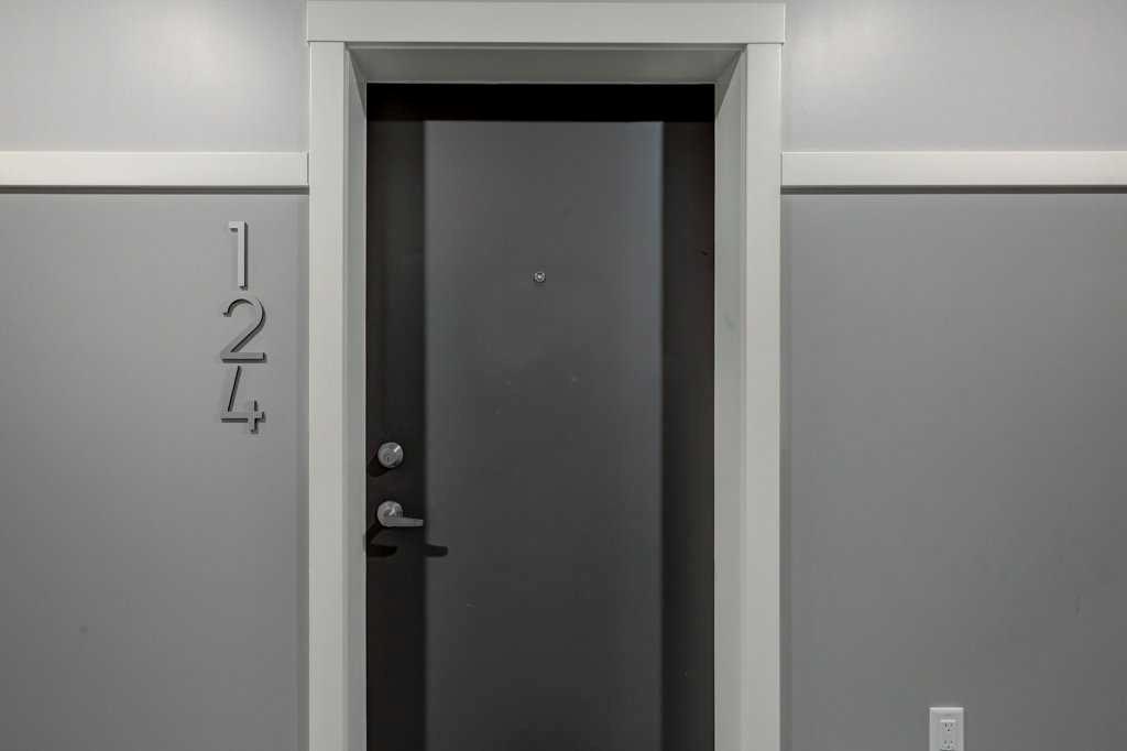 Picture for 124, 245 Edith Place NW