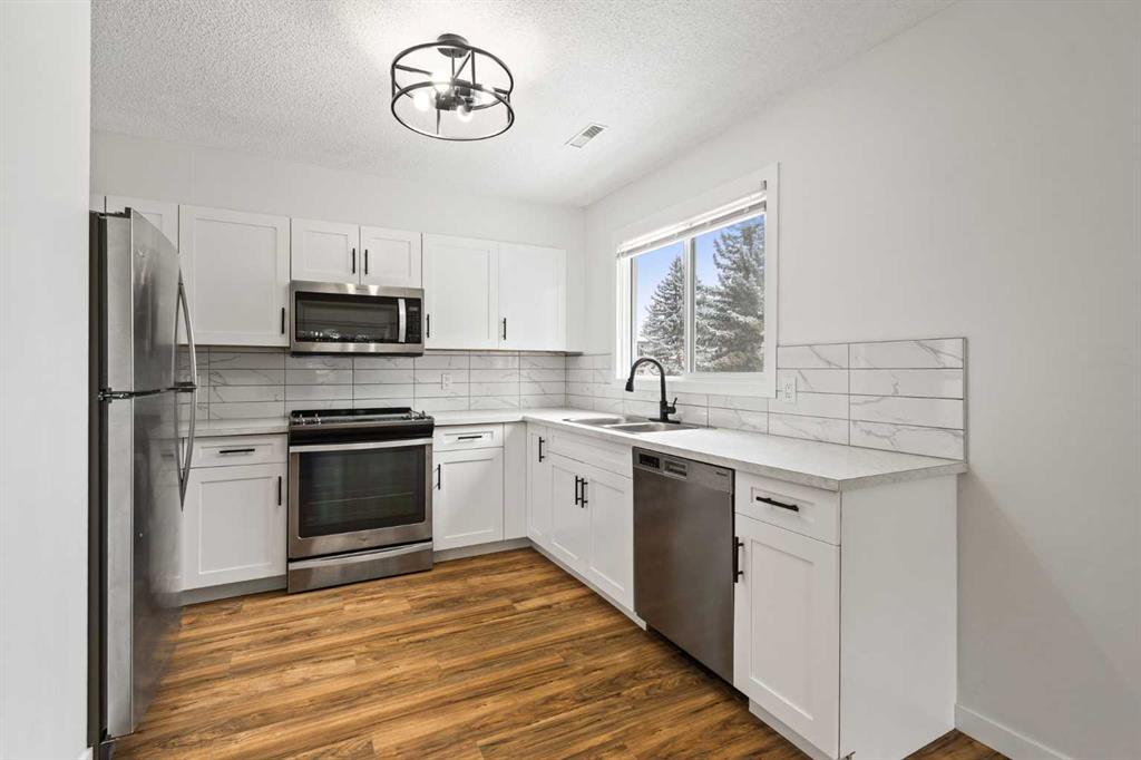 Picture for 43, 3800 Fonda Way SE