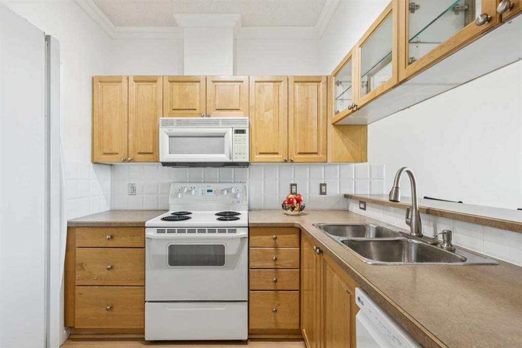 Picture for 2218, 1010 Arbour Lake Road NW