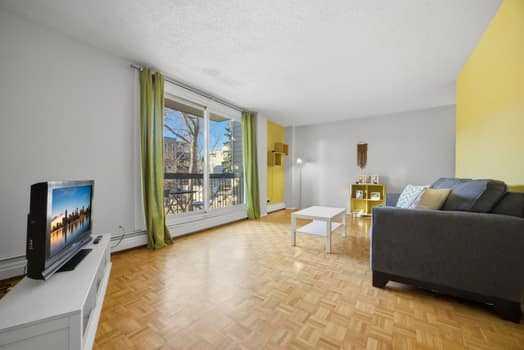 Picture for 209, 315 Heritage Drive SE