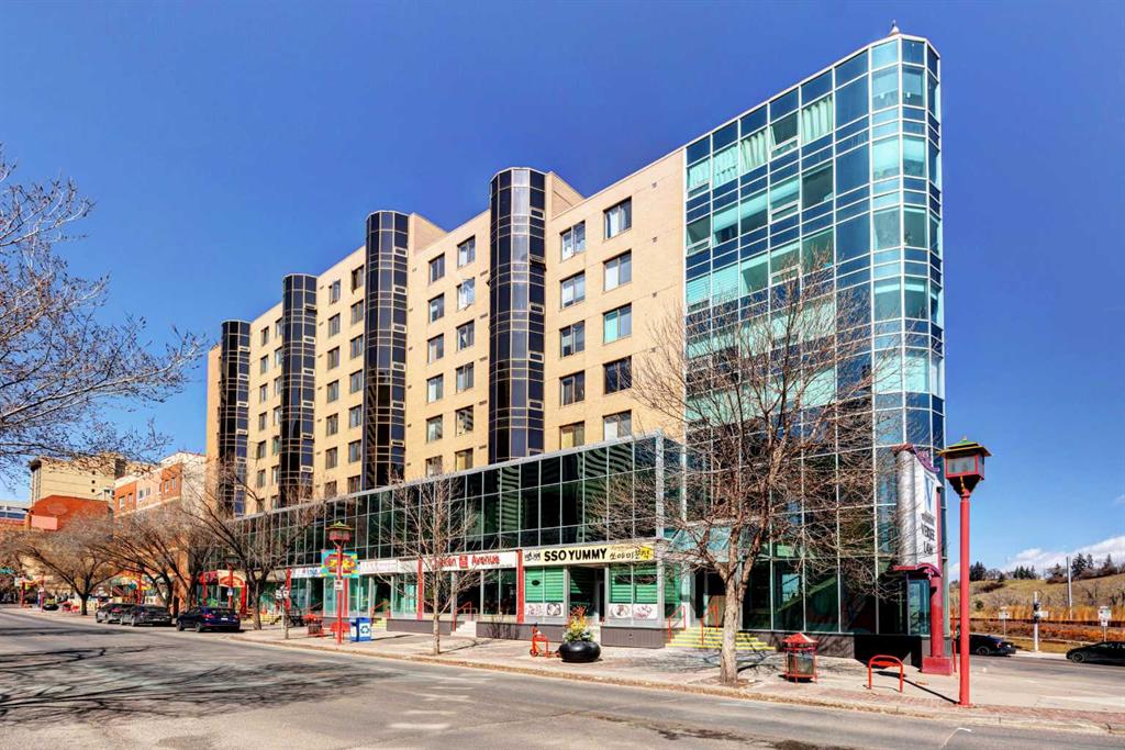 Picture for 301, 128 2 Avenue SE