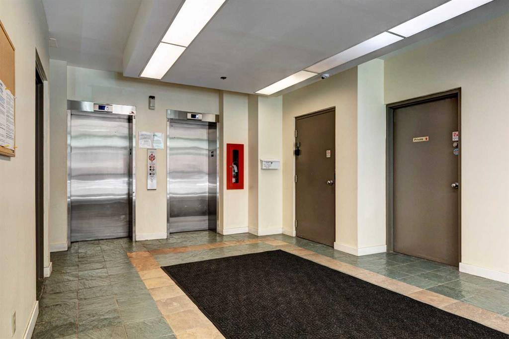 Picture for 301, 128 2 Avenue SE