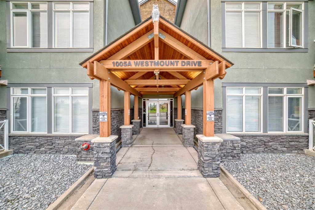 Picture for 211, 1005A Westmount Drive 