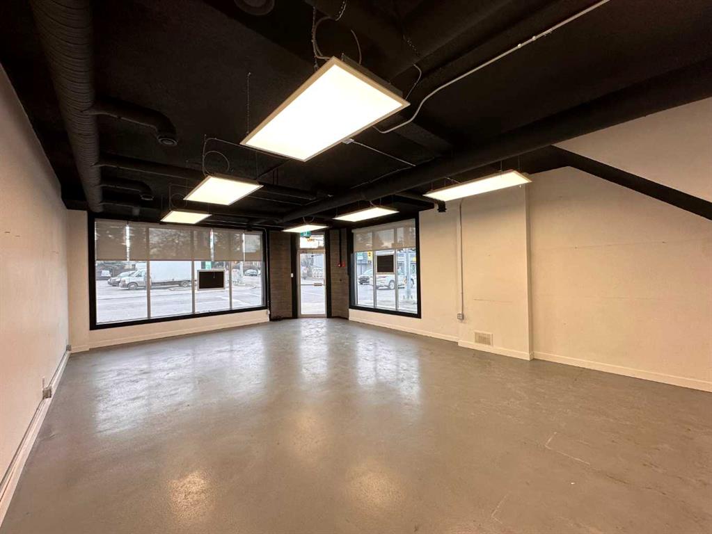 Picture for 2101 Edmonton Trail NE