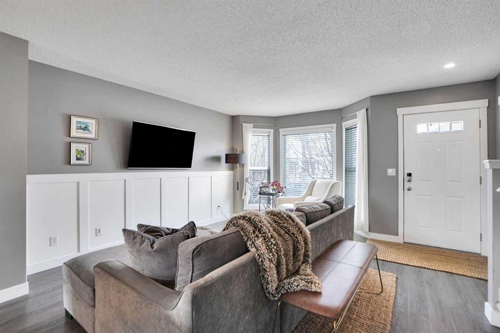 Picture for 184 Cramond Green SE