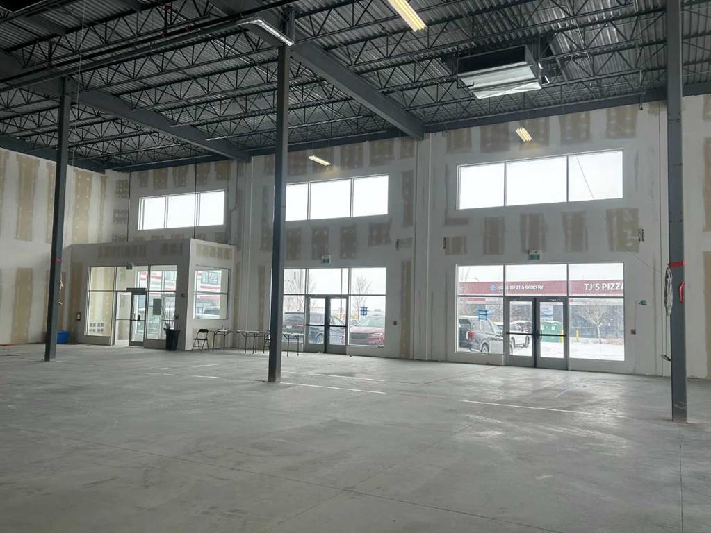 Picture for 3190, 28 Kingsview Road SE