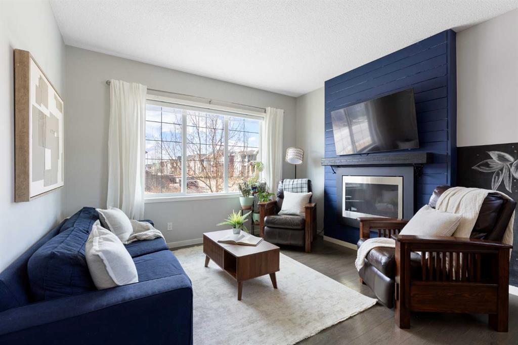 Picture for 44 Marquis Link SE