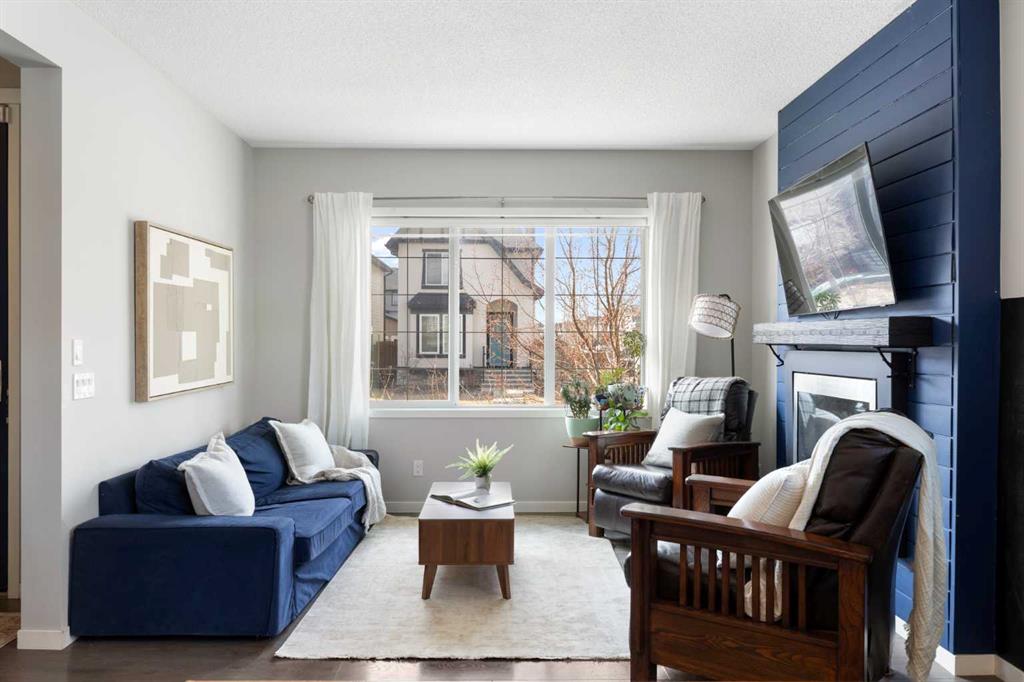 Picture for 44 Marquis Link SE