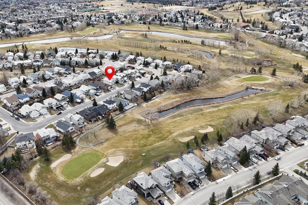 Picture for 127 Woodside Crescent NW