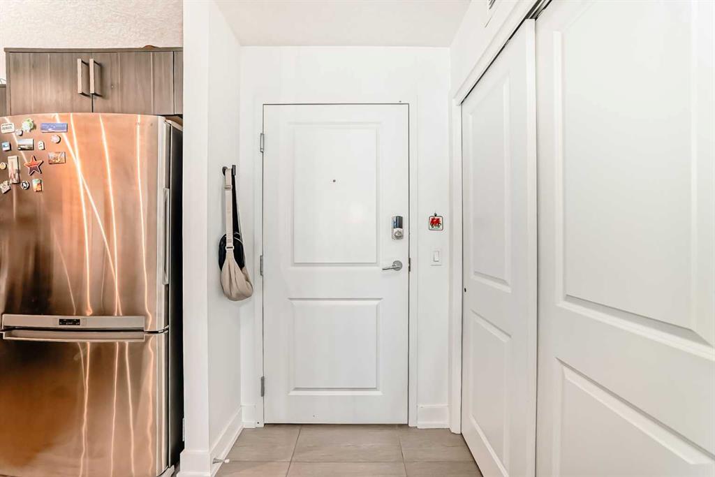 Picture for 210, 611 Edmonton Trail NE