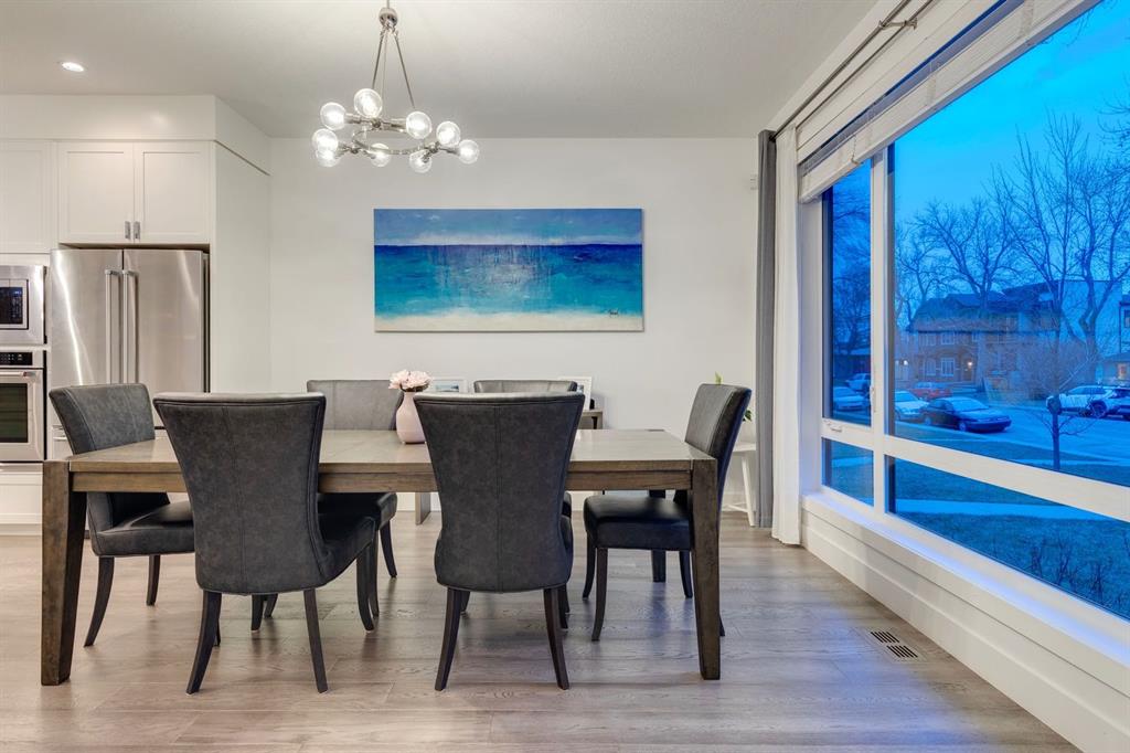 Picture for 232 24 Avenue NE