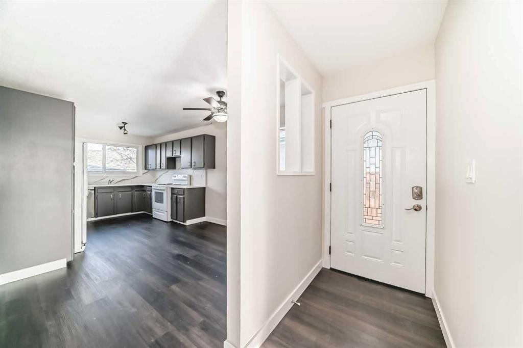 Picture for 404 Acacia Drive SE