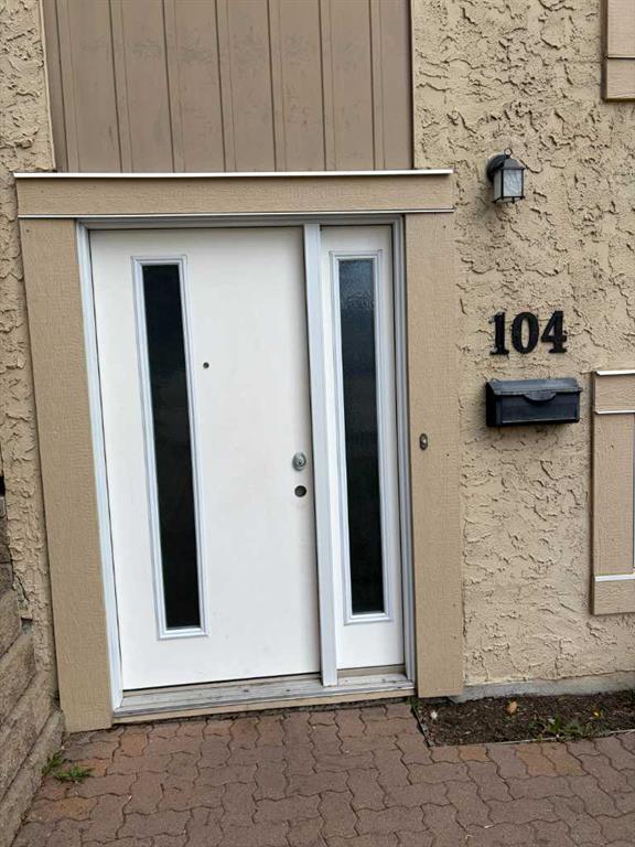 Picture for 104, 3130 66 Avenue SW
