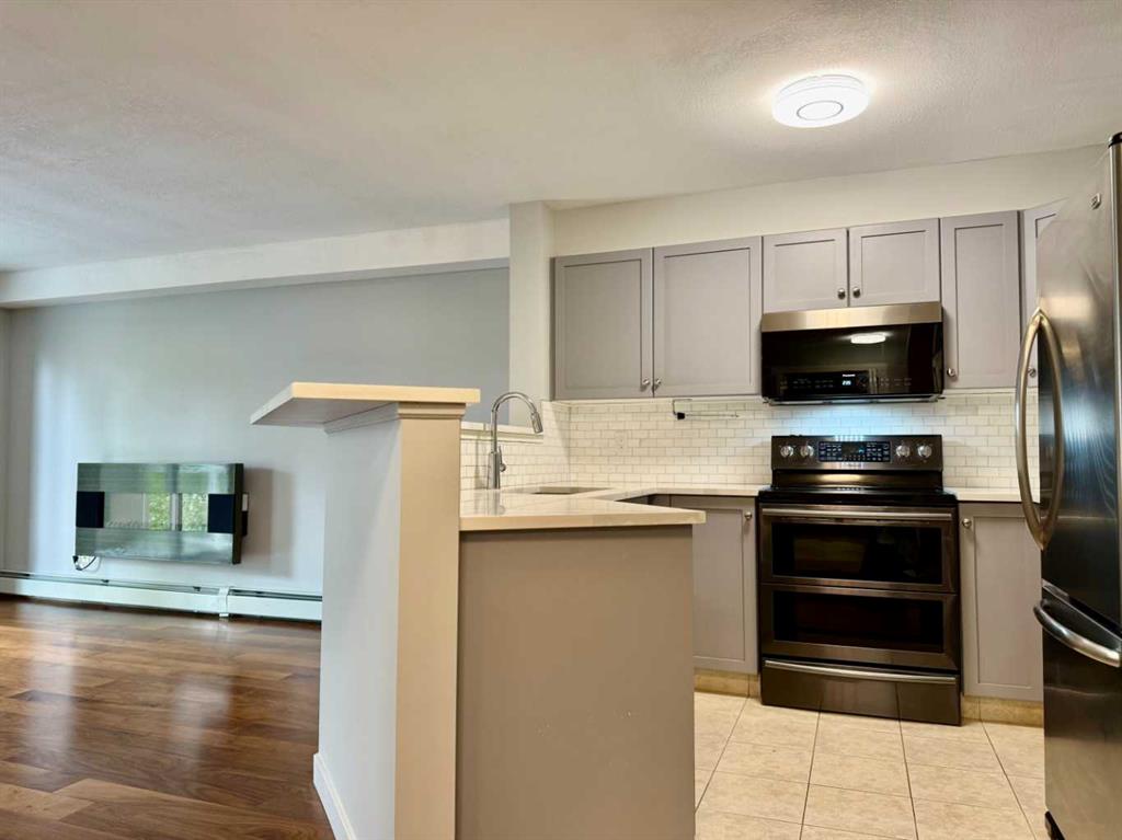 Picture for 1212, 2518 Fish Creek Boulevard SW