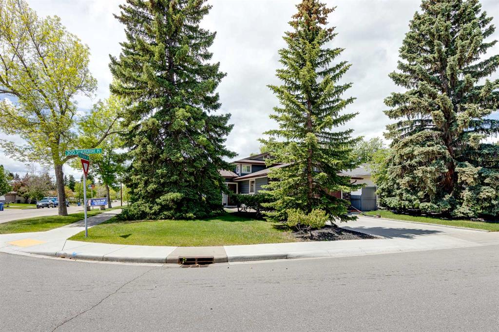 Picture for 364 Silvergrove Place NW