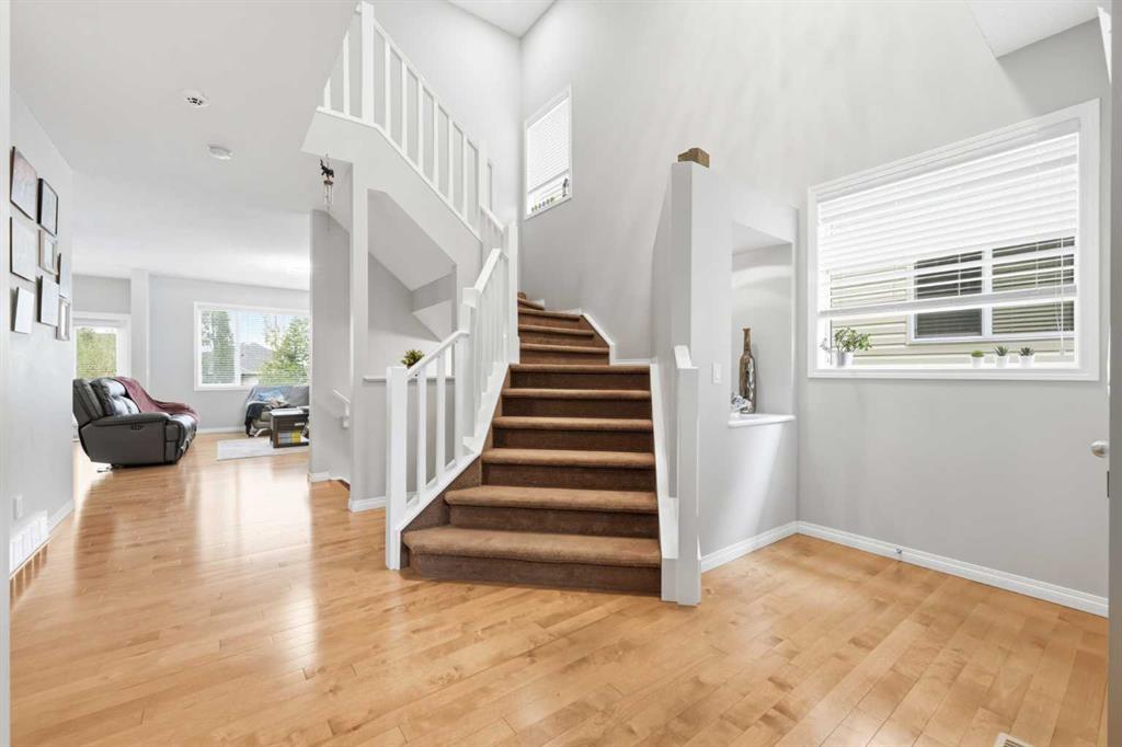 Picture for 172 Sherwood Mews NW