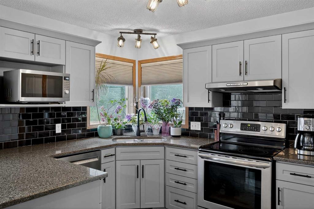 Picture for 84 Hidden Spring Close NW