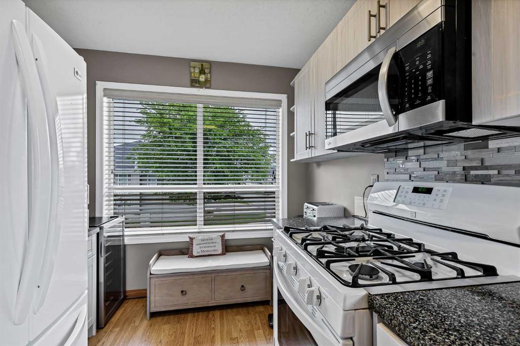 Picture for 111, 55 Fairways Drive NW