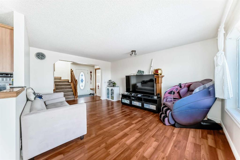 Picture for 193 Covewood Green NE