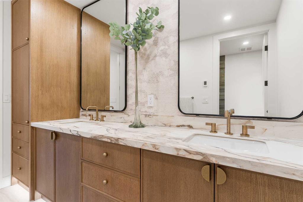 Picture for 692 West Chestermere Drive  https://www.cirrealty.ca/reb/creb/37/A2258137_29.jpg